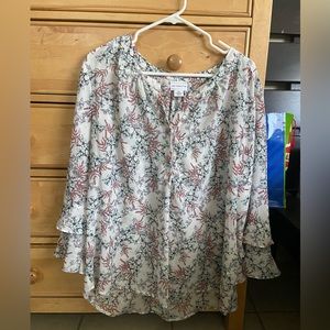 Liz Claiborne, white blouse with light blue and red flowers, Size XXL
